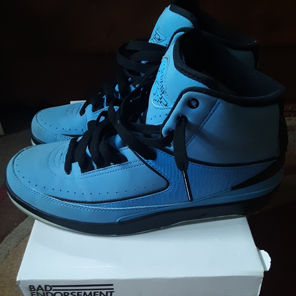 Air Jordan 2 UNC CAROLINA - Picture 2 of 7
